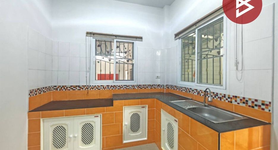 Casa en venta de 2 habitaciones en Phan Thong, Chonburi
