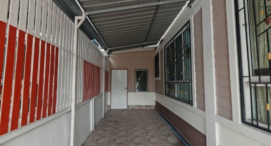 Casa en venta de 2 habitaciones en Phan Thong, Chonburi