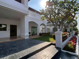 À vendre 3 chambres maison à Na Jomtien, Pattaya