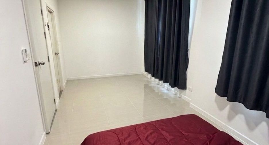 出售 4 卧室 联排别墅 在 Bang Phli, Samut Prakan