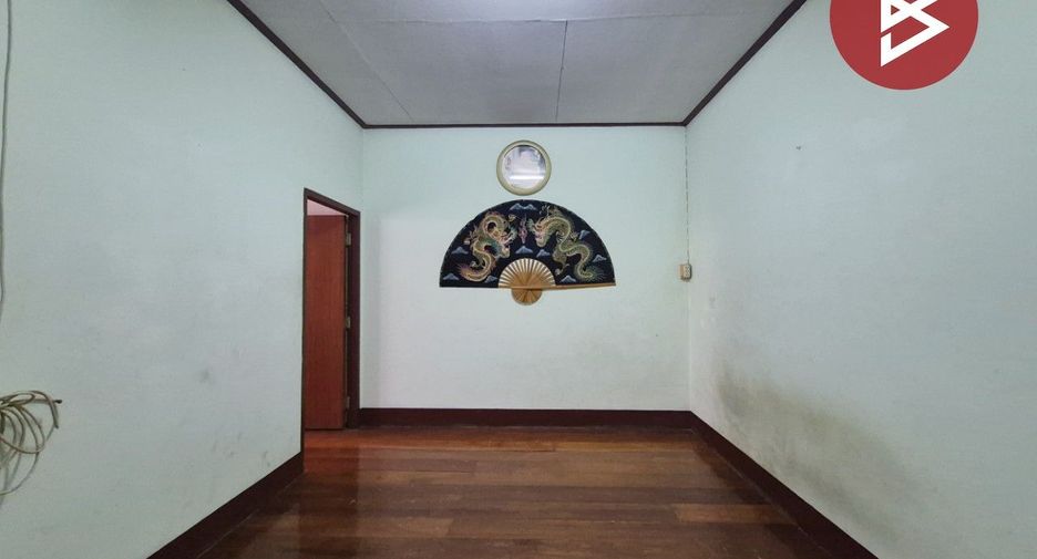 For sale 3 bedrooms townhouse in Mueang Samut Songkhram, Samut Songkhram