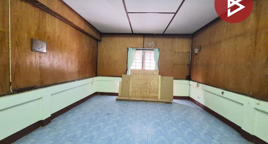 For sale 3 bedrooms townhouse in Mueang Samut Songkhram, Samut Songkhram