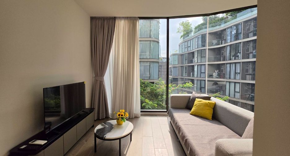 For rent 2 bedrooms condo in Khlong Toei, Bangkok