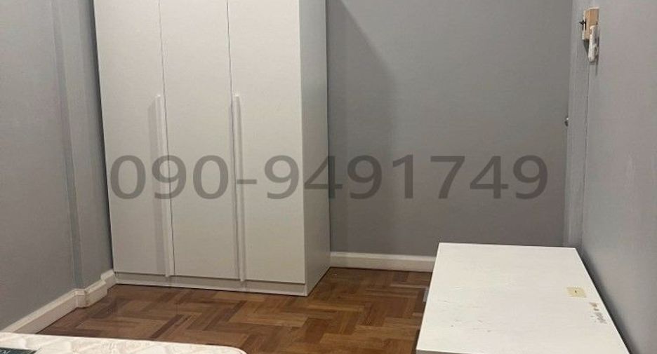 For rent 3 bedrooms townhouse in Din Daeng, Bangkok