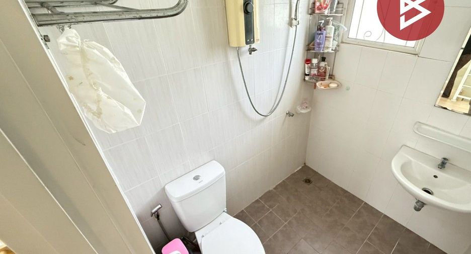 For sale 3 bedrooms townhouse in Lam Luk Ka, Pathum Thani