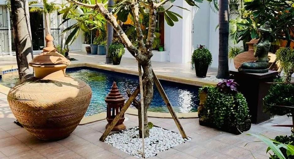 For rent 4 ベッドルーム villa in Jomtien, Pattaya