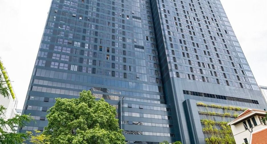For rent 1 bed condo in Khlong Toei, Bangkok