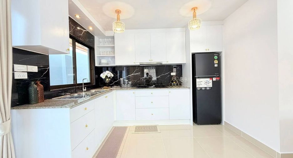 Casa en venta de 3 habitaciones en East Pattaya, Pattaya