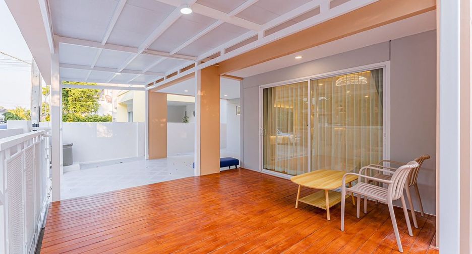 Haus zum Kauf mit 3 Zimmer in East Pattaya, Pattaya
