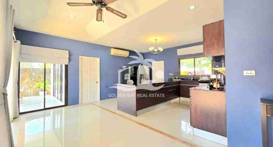 Haus zur Miete mit 4 Zimmer in Huay Yai, Pattaya