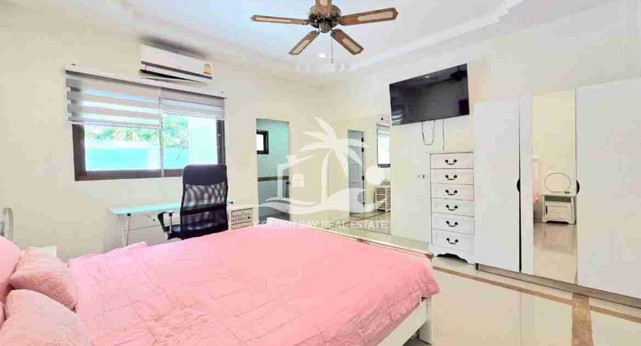 Haus zur Miete mit 4 Zimmer in Huay Yai, Pattaya
