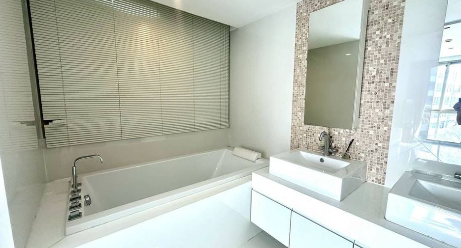 Condo en alquiler de 2 habitaciones en North Pattaya, Pattaya