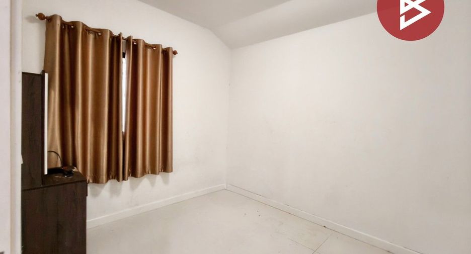 Haus zum Kauf mit 3 Zimmer in Si Racha, Chonburi