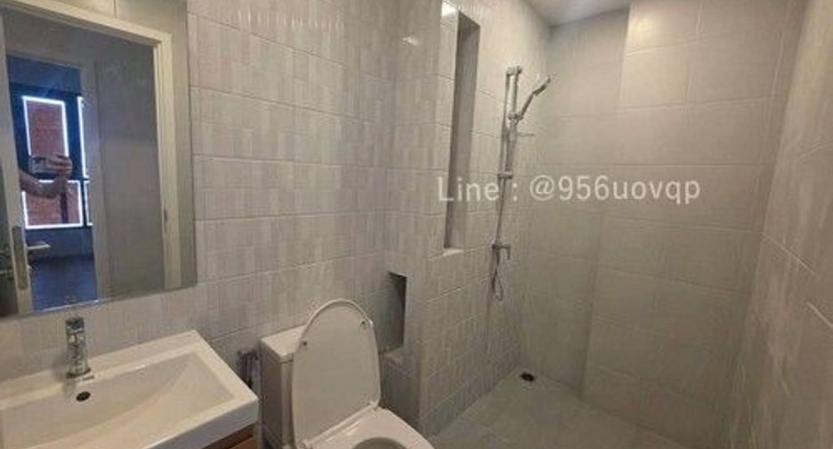 Wohnung zum Kauf mit 1 Zimmer in Bang Phlat, Bangkok