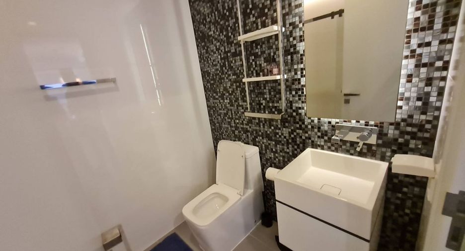 Wohnung zur Miete mit 2 Zimmer in Khlong Toei, Bangkok
