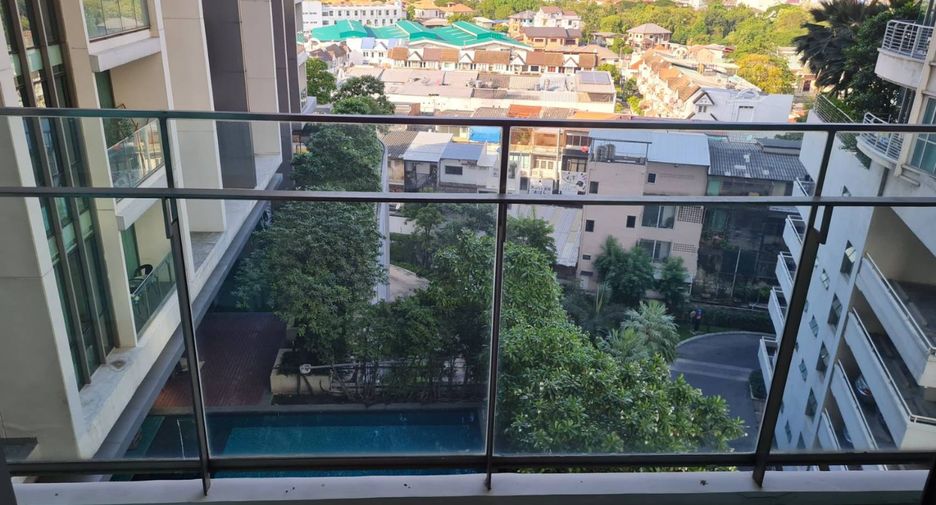 Wohnung zur Miete mit 2 Zimmer in Khlong Toei, Bangkok