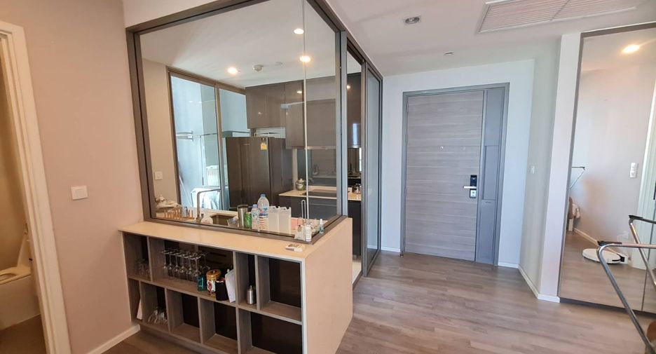 Wohnung zur Miete mit 2 Zimmer in Khlong Toei, Bangkok