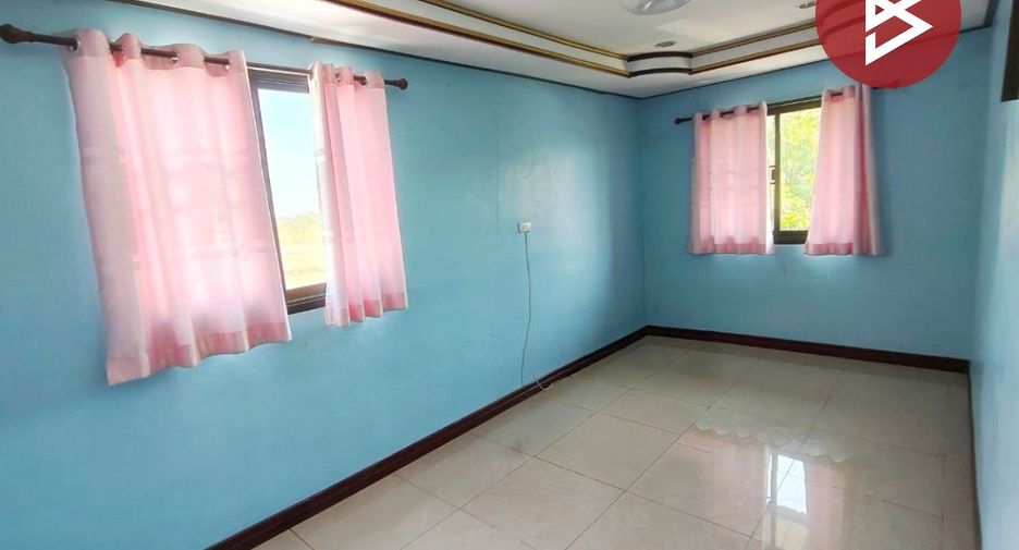For sale 2 bedrooms retail Space in Lat Yao, Nakhon Sawan