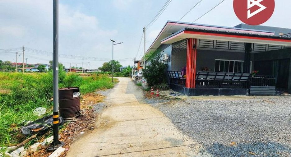 Casa en venta de 6 habitaciones en Bang Pla Ma, Suphan Buri