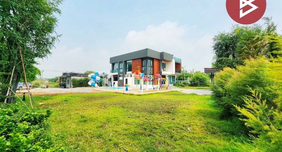 Casa en venta de 6 habitaciones en Bang Pla Ma, Suphan Buri