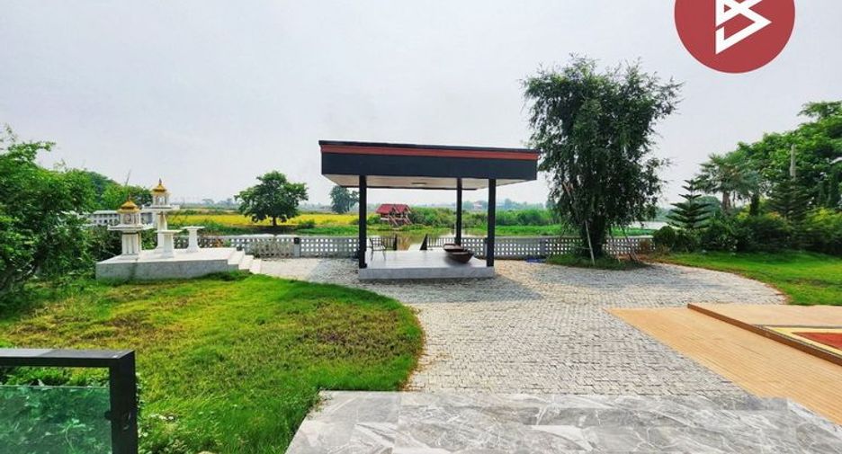 Casa en venta de 6 habitaciones en Bang Pla Ma, Suphan Buri