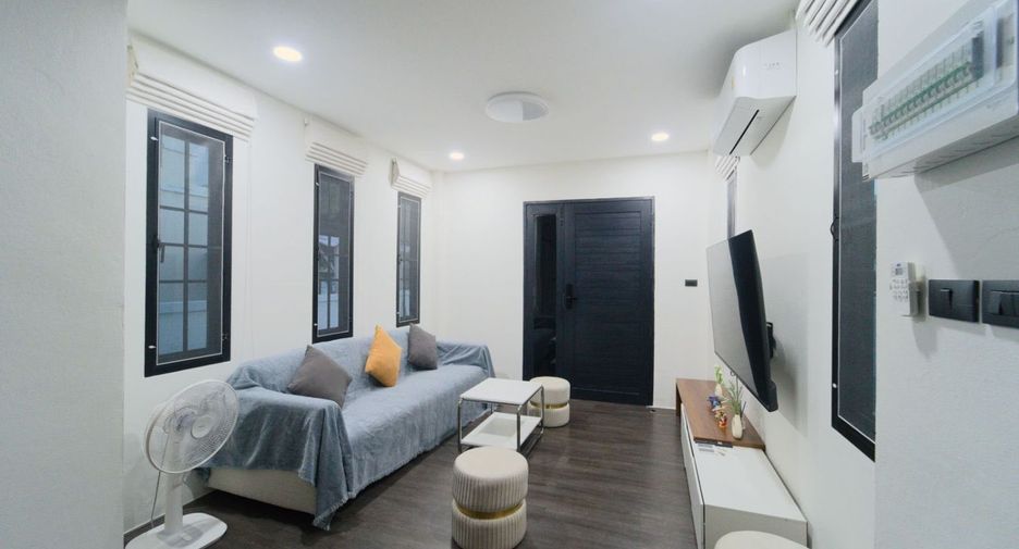 Casa en alquiler de 3 habitaciones en Mueang Phuket, Phuket