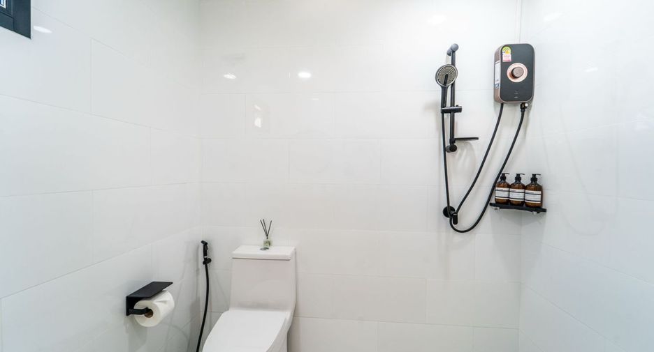 Casa en alquiler de 3 habitaciones en Mueang Phuket, Phuket