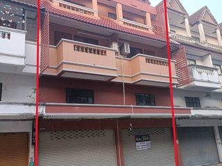 出售 4 卧室 商业空间 在 Hang Dong, Chiang Mai