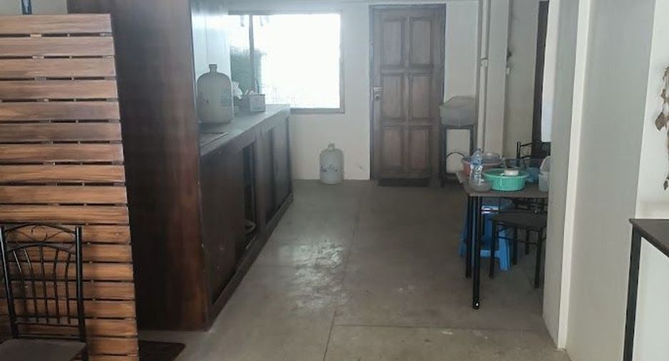 ขาย 4 ห้องนอน พื้นที่ค้าปลีก ใน หางดง, เชียงใหม่