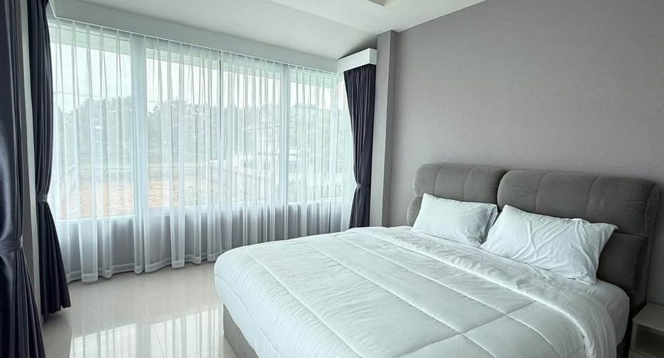 Villa en alquiler y en venta de 5 habitaciones en East Pattaya, Pattaya