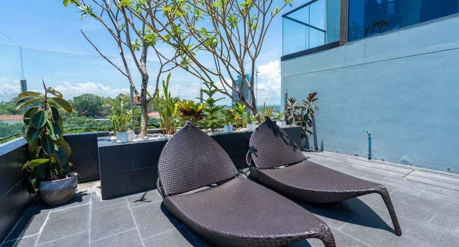 For rent 2 bedrooms condo in Pratumnak, Pattaya