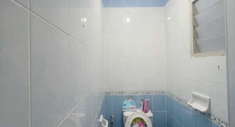 Продажа 2 спальни таунхаус в Пращет, Бангкок