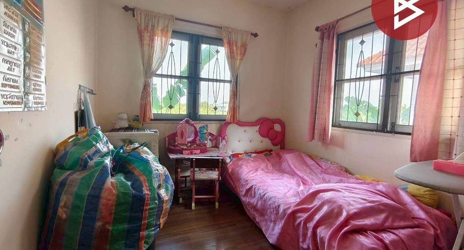 For sale 3 bedrooms townhouse in Phutthamonthon, Nakhon Pathom