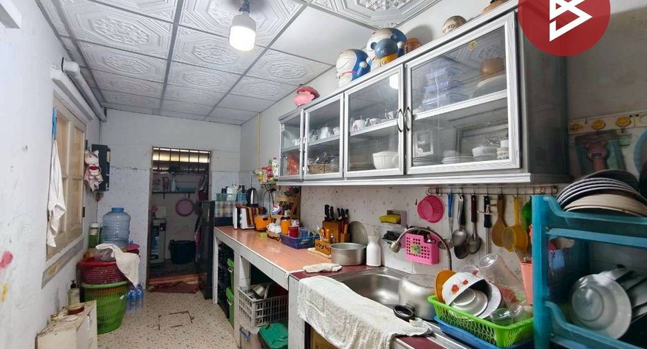 For sale 3 bedrooms townhouse in Phutthamonthon, Nakhon Pathom