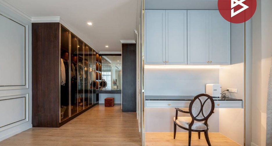 For sale 4 bedrooms house in Sai Mai, Bangkok