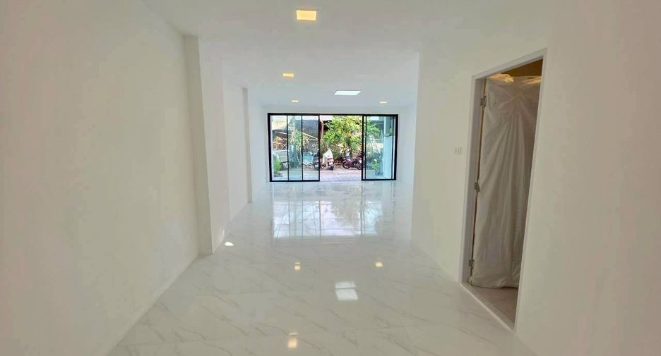 Reihenhaus zum Kauf mit 2 Zimmer in Kathu, Phuket