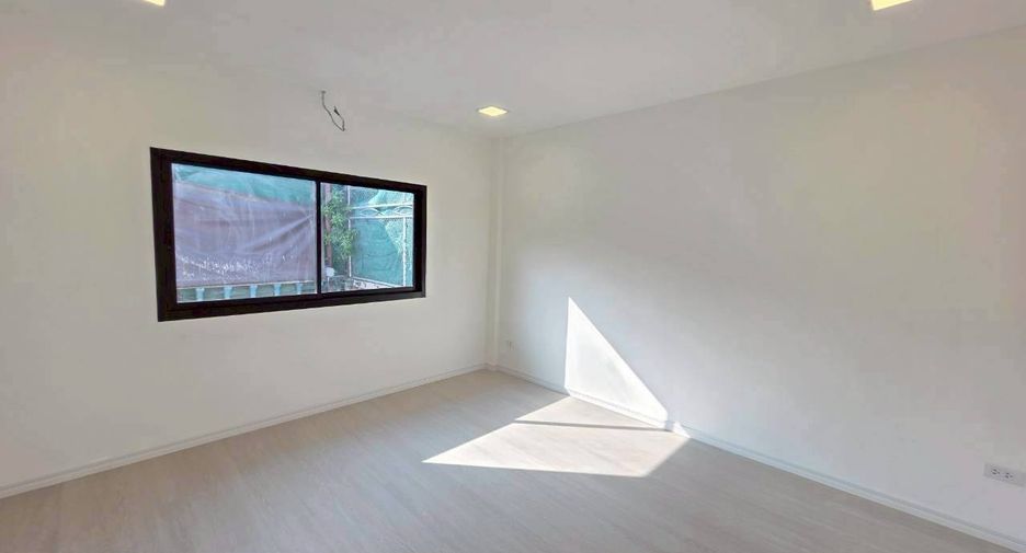 Reihenhaus zum Kauf mit 2 Zimmer in Kathu, Phuket