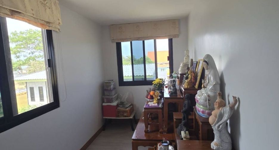 For sale 3 ベッドルーム office in Bang Sao Thong, Samut Prakan