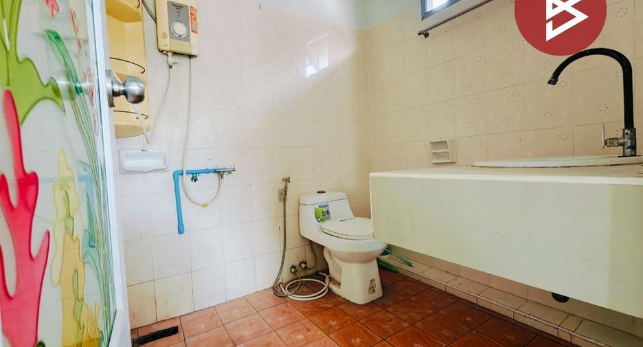 For sale 2 bedrooms townhouse in Mueang Chachoengsao, Chachoengsao