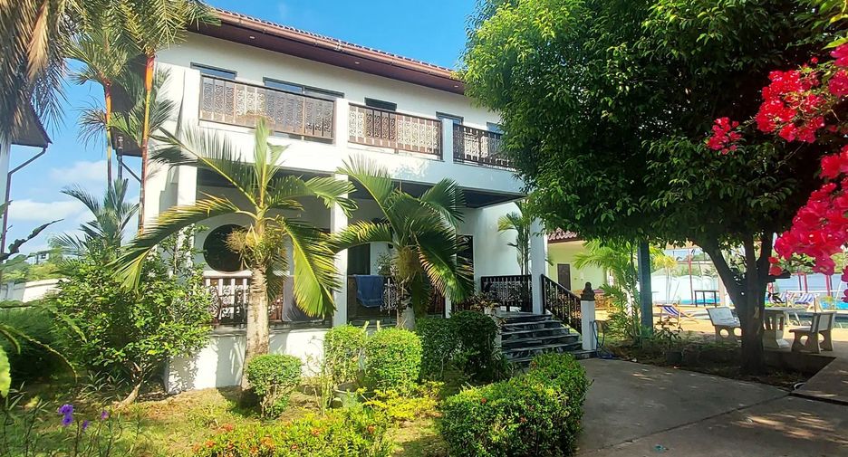 Hotel zum Kauf mit 10 Zimmer in Klaeng, Rayong