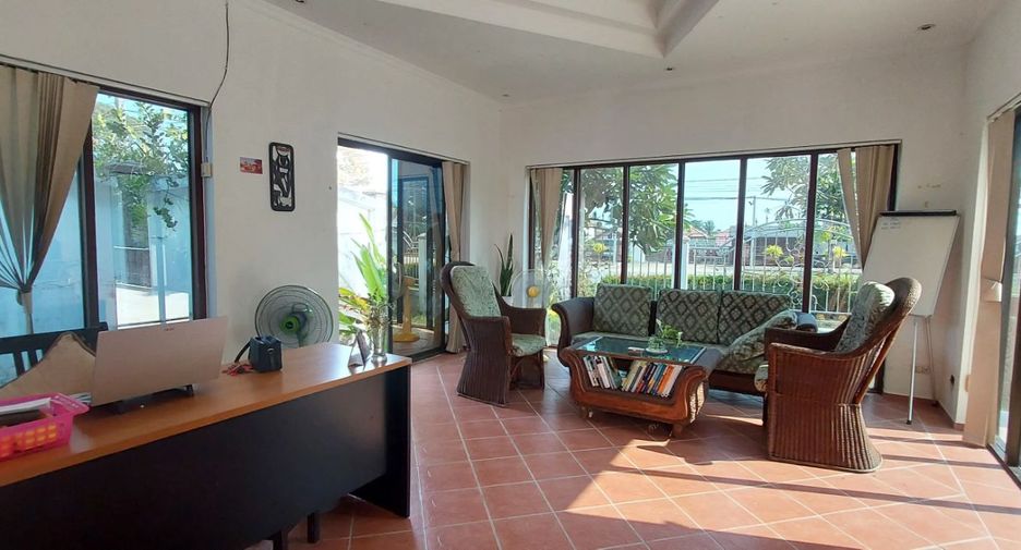 Hotel zum Kauf mit 10 Zimmer in Klaeng, Rayong