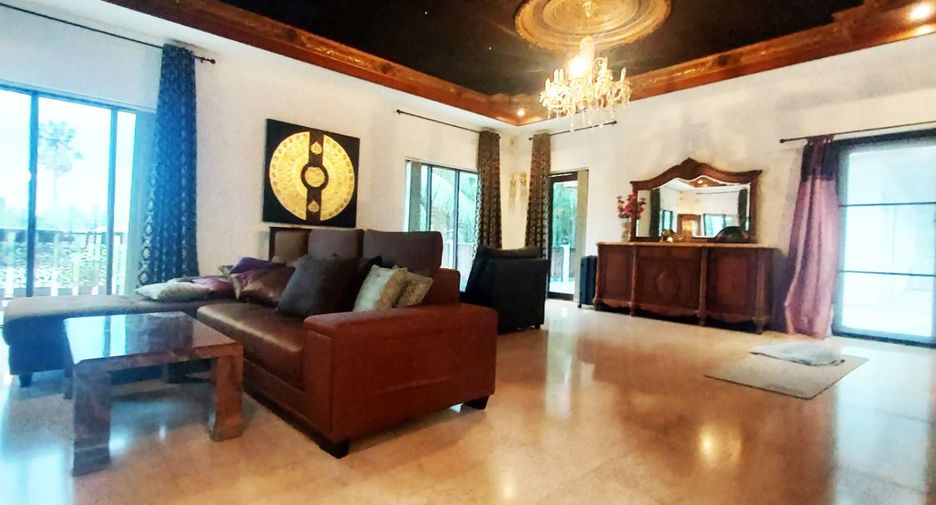Hotel zum Kauf mit 10 Zimmer in Klaeng, Rayong