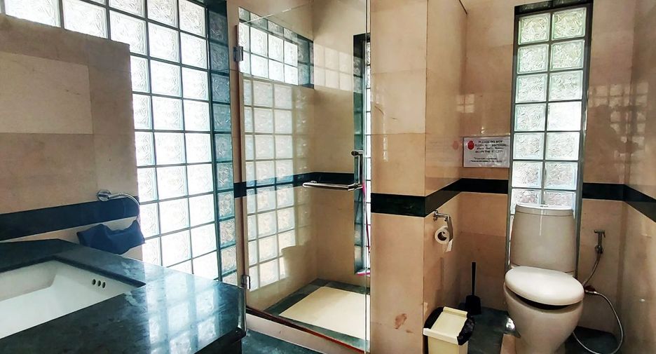 Hotel zum Kauf mit 10 Zimmer in Klaeng, Rayong