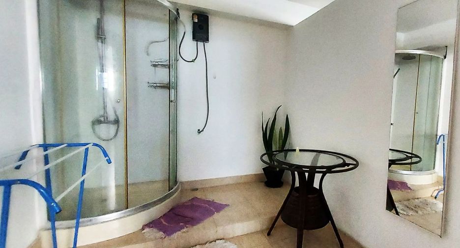 Hotel zum Kauf mit 10 Zimmer in Klaeng, Rayong