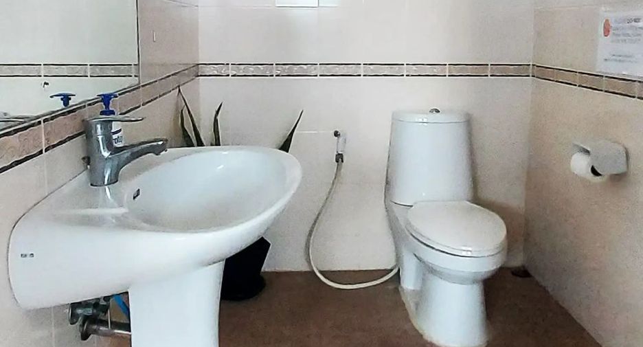 Hotel zum Kauf mit 10 Zimmer in Klaeng, Rayong