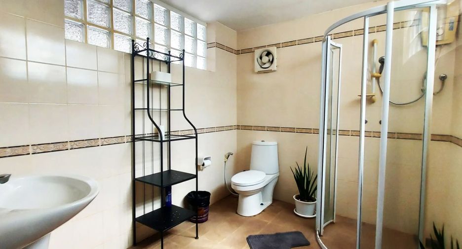 Hotel zum Kauf mit 10 Zimmer in Klaeng, Rayong