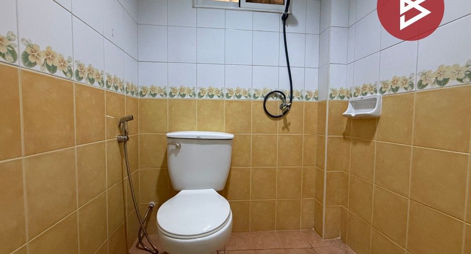 For sale 3 ベッドルーム house in Nakhon Chai Si, Nakhon Pathom