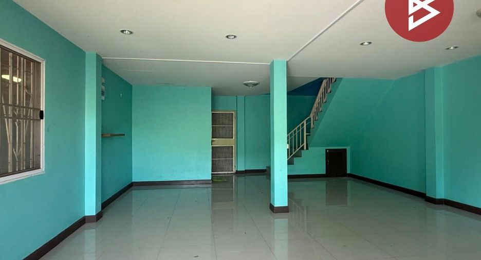 Casa en venta de 3 habitaciones en Nakhon Chai Si, Nakhon Pathom