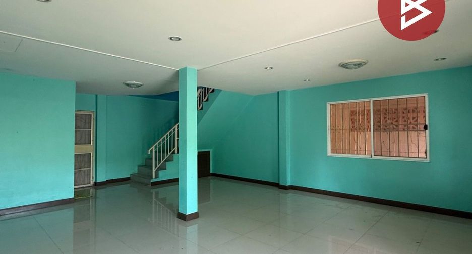 Casa en venta de 3 habitaciones en Nakhon Chai Si, Nakhon Pathom
