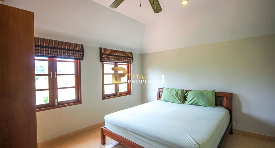 For sale 3 bedrooms villa in Hua Hin, Prachuap Khiri Khan